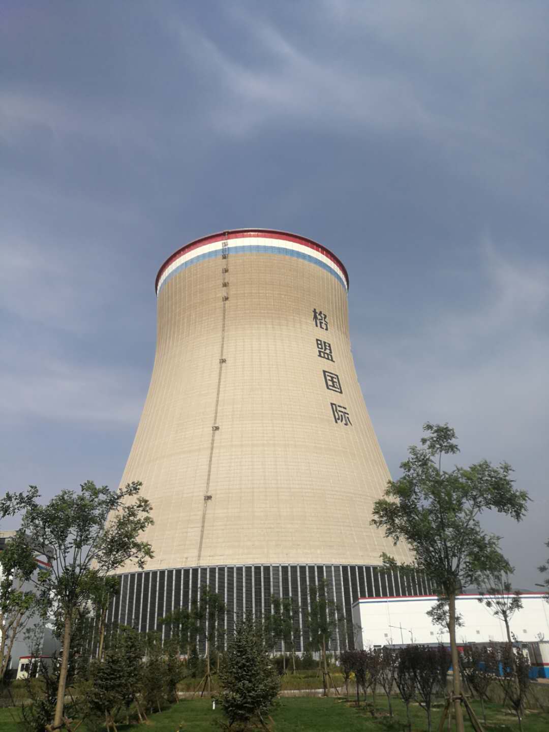 1560413402122984.jpg 山西奕光電廠間冷塔.jpg